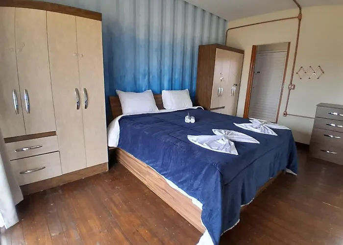 Casa Topazio No Container Dos Cristais