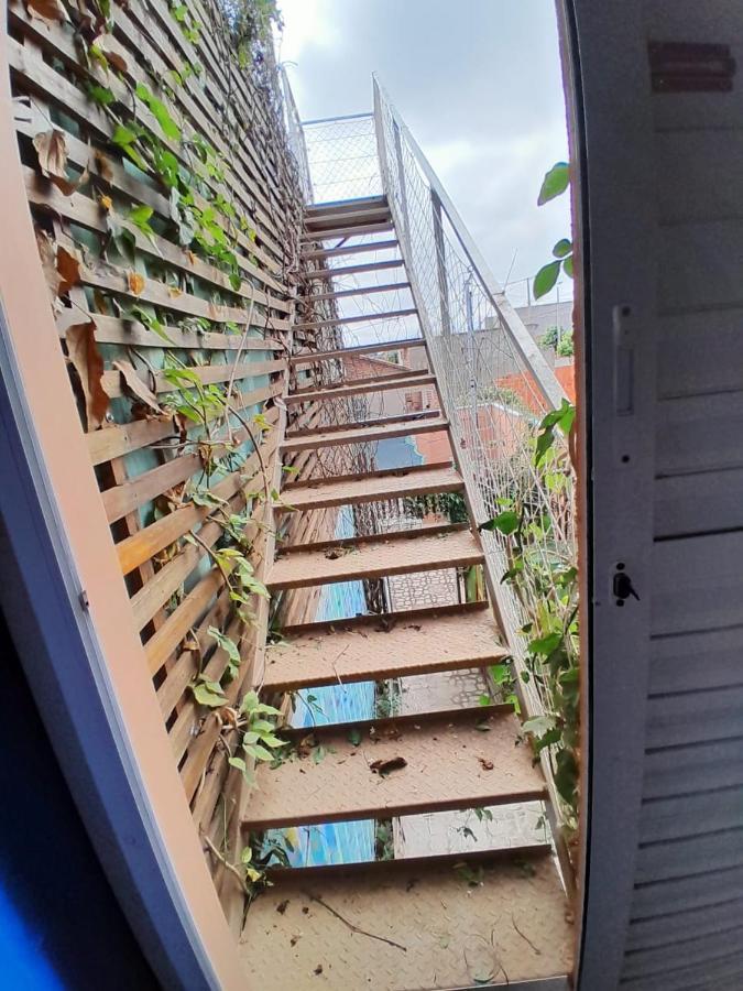 Casa Topazio No Container Dos Cristais
