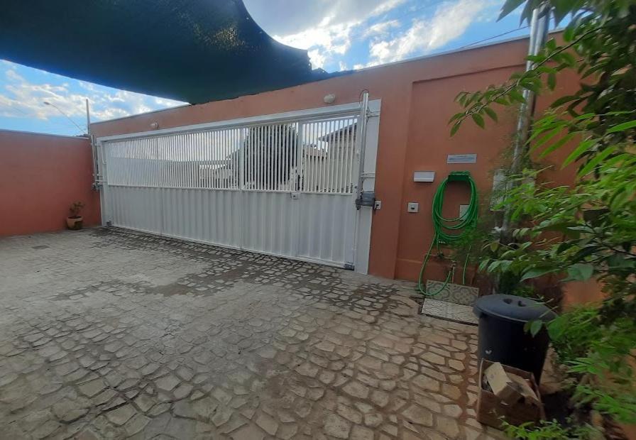 Casa Topazio No Container Dos Cristais * Delfinopolis